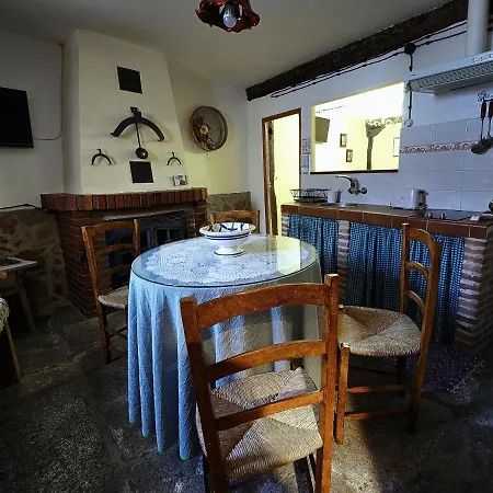 Holiday home Tu Casa De Pueblo *